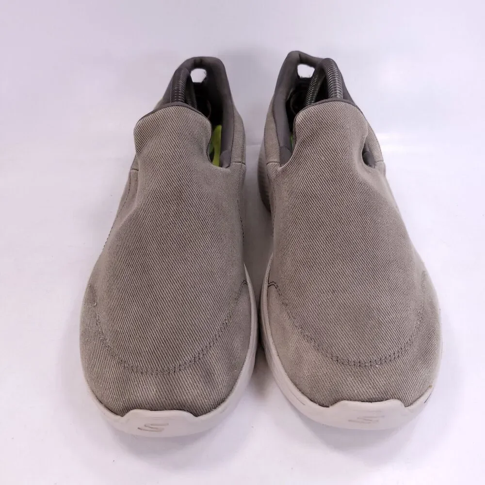 Skechers GoWalk 4 Athletic Walking Slip On Shoe Mens Size 10 54153 Gray White